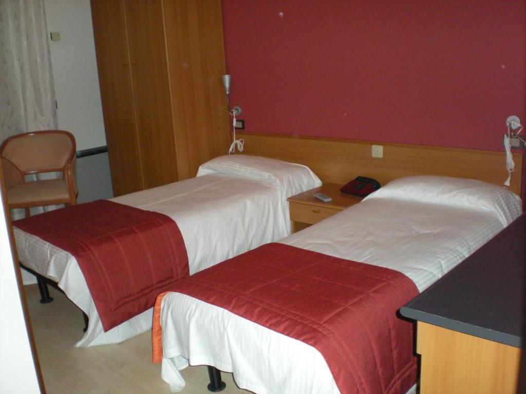 Aer Hotel Malpensa Oleggio Kamer foto