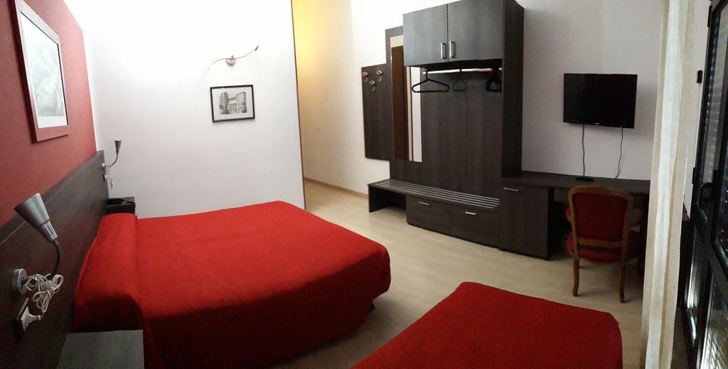 Aer Hotel Malpensa Oleggio Buitenkant foto